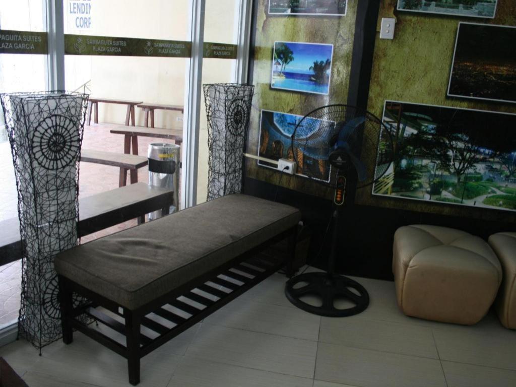 Sampaguita Suites Plaza Garcia Cebu Bagian luar foto